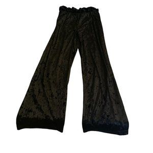 Divided “velvet” flare pants